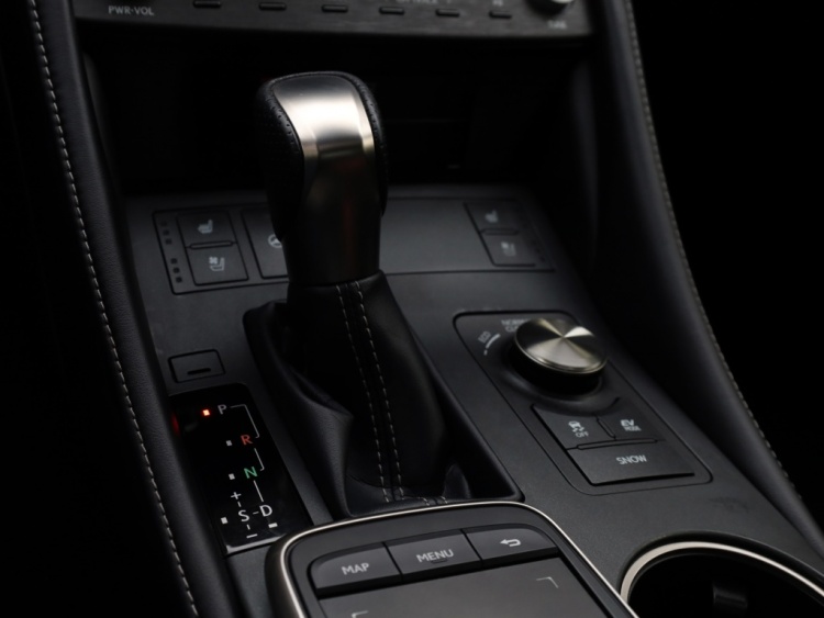 Lexus RC 300h F Sport Premium | Mark Levinson | Carplay | Schuifdak