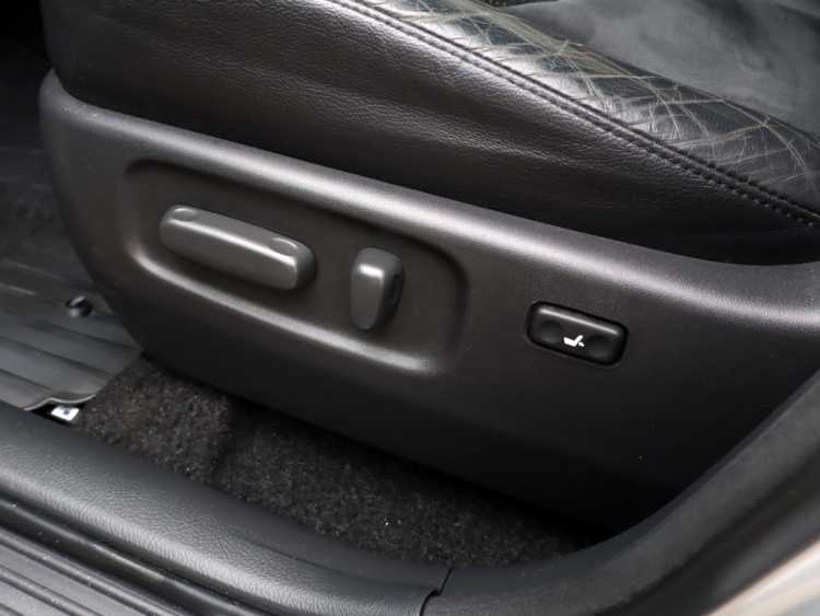 Toyota RAV4 2.0 VVTi Executive | Leder/Alcantara | Camera | 2000 KG trekgewicht