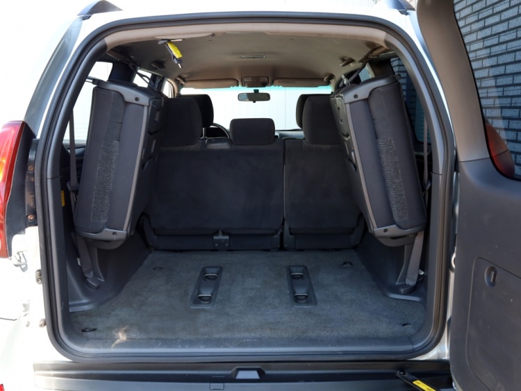 Toyota Land Cruiser 4.0 V6 VVT-i | Automaat | 8-Persoons | Clima