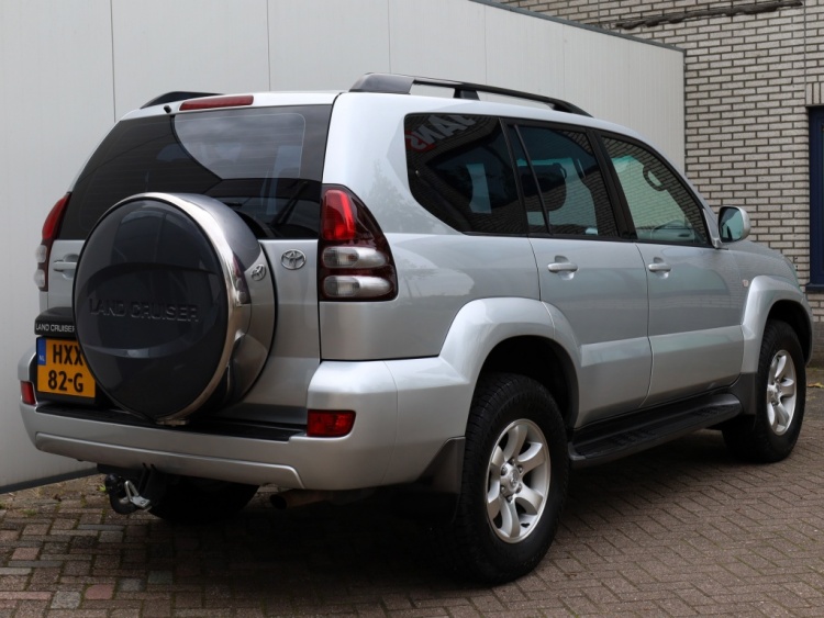 Toyota Land Cruiser 4.0 V6 VVT-i | Automaat | 8-Persoons | Clima