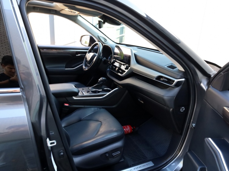 Toyota highlander 2.5 AWD Hybrid Premium | Panoramadak | 360 Camera | Stoelventilatie