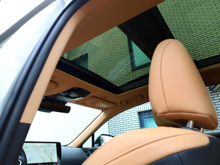 Lexus NX 450h+ AWD Luxury Line | Panoramadak | 360 Camera | Stoelverwarming