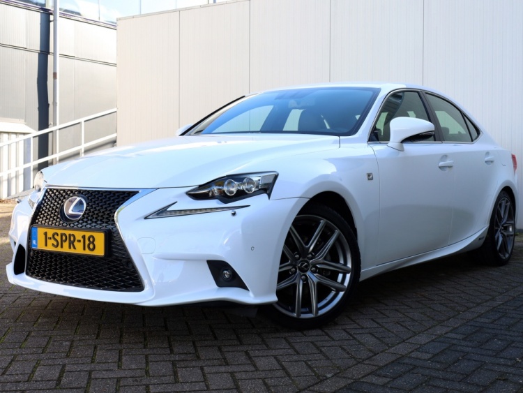 Lexus IS 300h F Sport Line | Stoelventilatie | Premium Audio | Adaptief onderstel