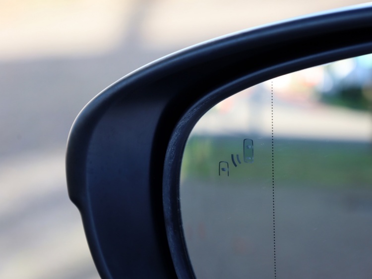 Lexus IS 300h F Sport Line | Stoelventilatie | Premium Audio | Adaptief onderstel