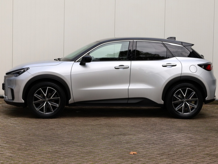 Lexus LBX 1.5 Cool 2WD | Tech Pack | NL-Auto | Trekhaak |