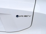 Toyota C-HR 2.0 PHEV 220 Dynamic | Bi-Tone | Dodehoek | Premium Navigatie