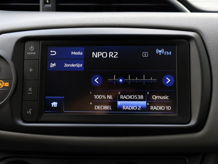 Toyota Yaris 1.0 VVT-i Connect | Airco | Carplay | NL-Auto