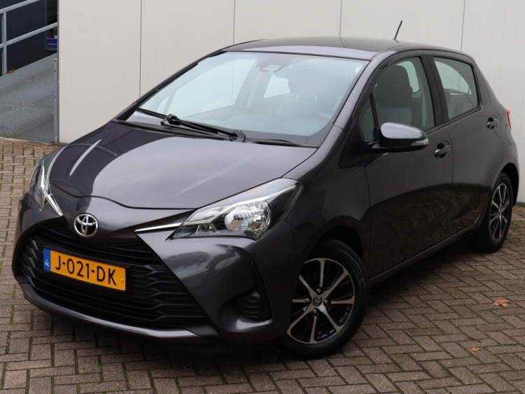 Toyota Yaris 1.0 VVT-i Connect | Airco | Carplay | NL-Auto