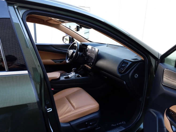 Lexus NX 450h+ AWD Executive Line | President Pack | Park-Assist | Stoelventilatie