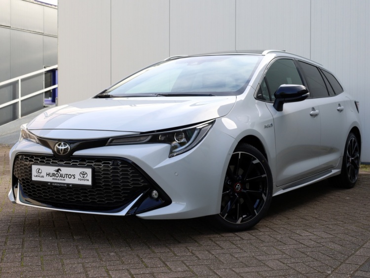 Toyota Corolla Touring Sports 2.0 Hybrid GR-Sport Plus | Panoramadak | JBL Audio | Head-Up