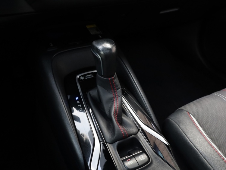 Toyota Corolla Touring Sports 2.0 Hybrid GR-Sport Plus | Panoramadak | JBL Audio | Head-Up