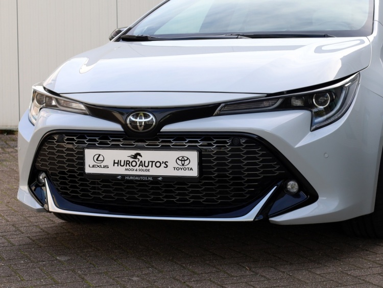 Toyota Corolla Touring Sports 2.0 Hybrid GR-Sport Plus | Panoramadak | JBL Audio | Head-Up