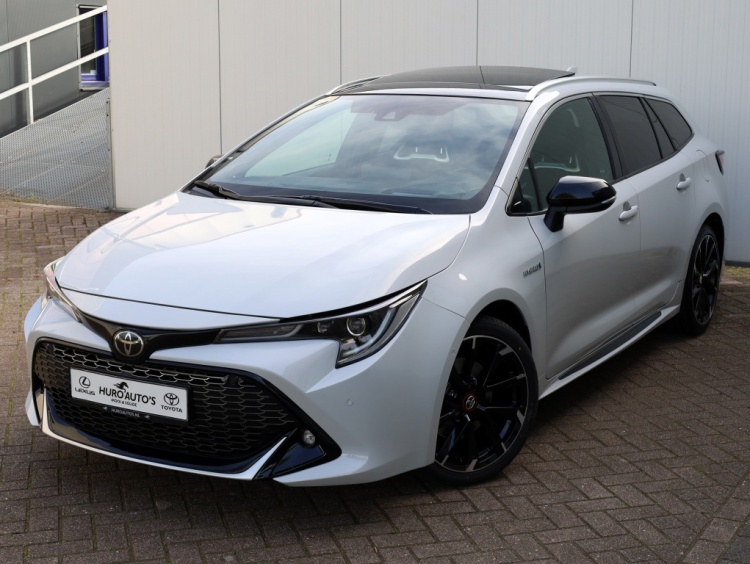 Toyota Corolla Touring Sports 2.0 Hybrid GR-Sport Plus | Panoramadak | JBL Audio | Head-Up