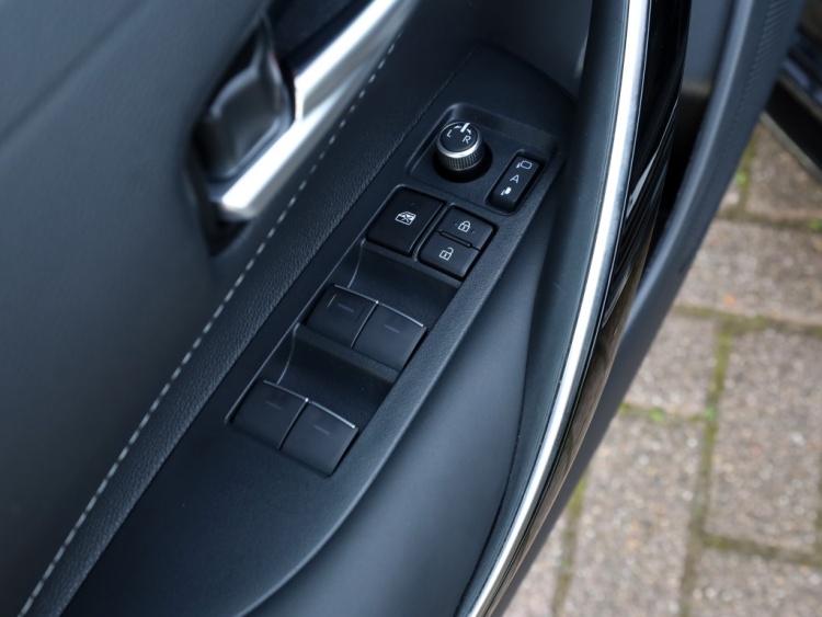 Toyota Corolla Touring Sports Hybrid 200 Premium | Leder | JBL | Head up