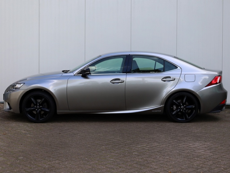 Lexus IS 300h Sport Edition | Keyless | Stoelverwarming | Trekhaak