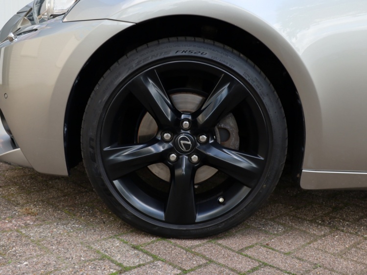 Lexus IS 300h Sport Edition | Keyless | Stoelverwarming | Trekhaak