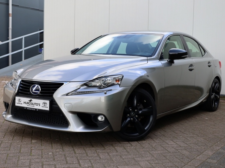 Lexus IS 300h Sport Edition | Keyless | Stoelverwarming | Trekhaak
