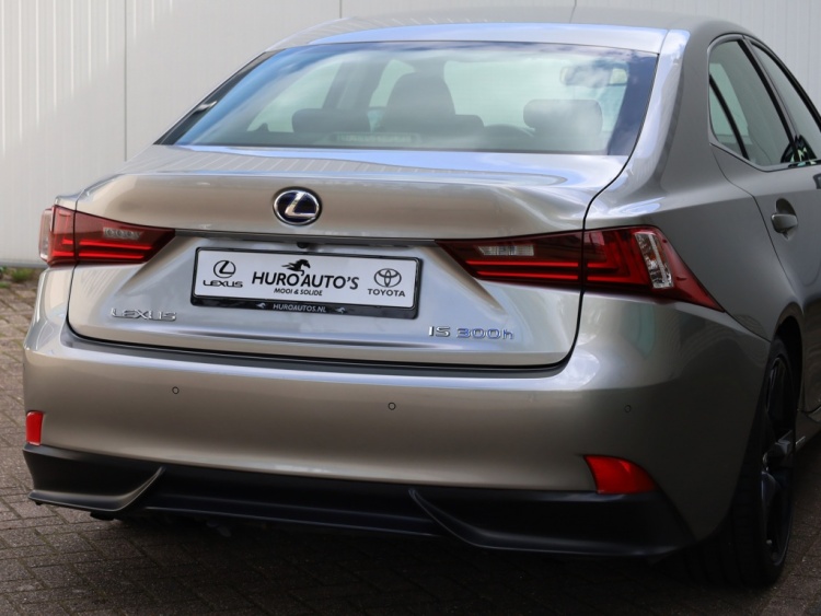 Lexus IS 300h Sport Edition | Keyless | Stoelverwarming | Trekhaak