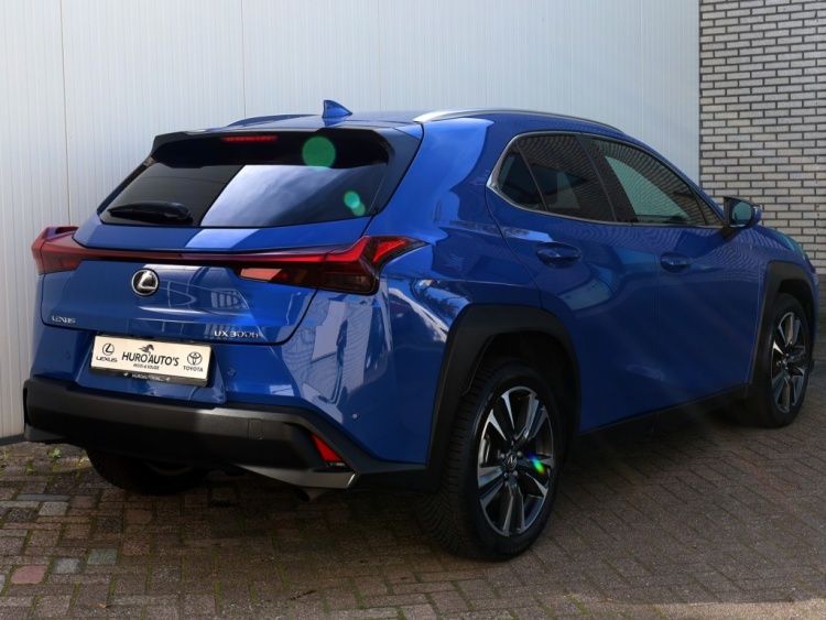 Lexus UX 300h Luxury Line | Leder | Premium Navi | El Achterklep