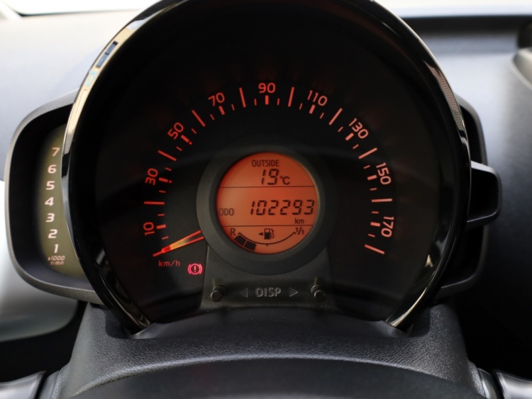 Toyota Aygo 1.0 VVT-i x-wave | Cabrio | Half Leder | Camera