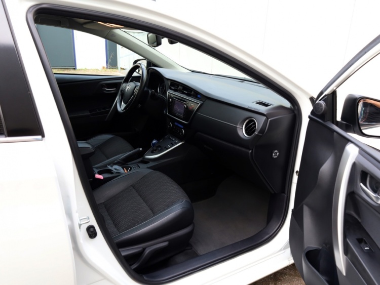 Toyota Auris 1.8 Hybrid Lease Pro | Panoramadak | Half Leder | JBL