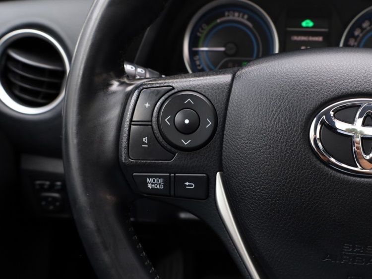 Toyota Auris 1.8 Hybrid Lease Pro | Panoramadak | Half Leder | JBL