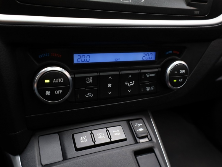 Toyota Auris 1.8 Hybrid Lease Pro | Panoramadak | Half Leder | JBL