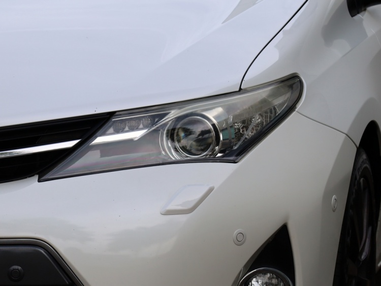 Toyota Auris 1.8 Hybrid Lease Pro | Panoramadak | Half Leder | JBL
