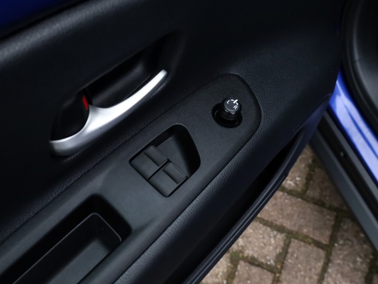 Toyota Aygo X 1.0 VVT-i MT Premium | Cabrio | JBL | Stoelverwarming