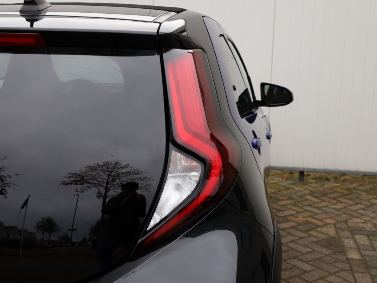 Toyota Aygo X 1.0 VVT-i MT Premium | Cabrio | JBL | Stoelverwarming