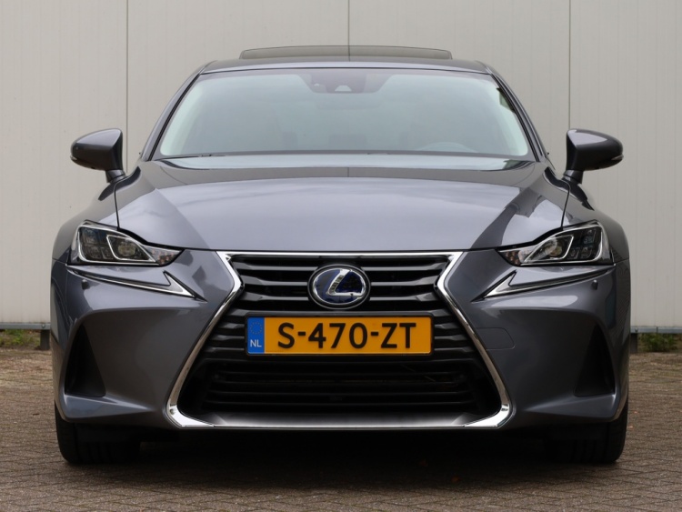 Lexus IS 300h Luxury Line | Mark Levinson | Schuifdak | Trekhaak