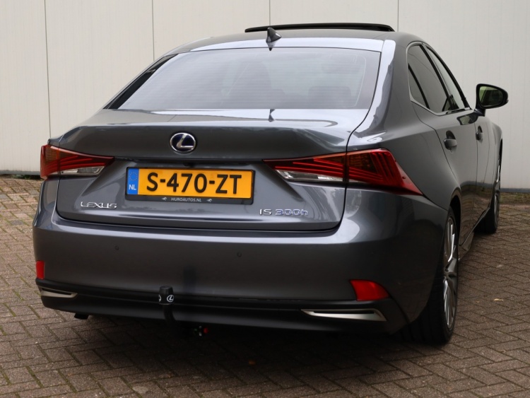 Lexus IS 300h Luxury Line | Mark Levinson | Schuifdak | Trekhaak