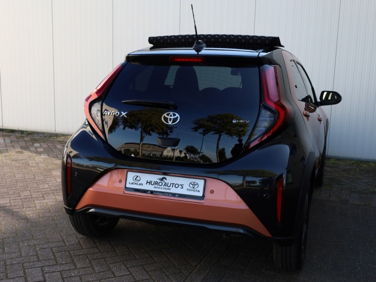 Toyota Aygo X Hybrid 115 envy | Lounge Pack | Vouwdak | JBL