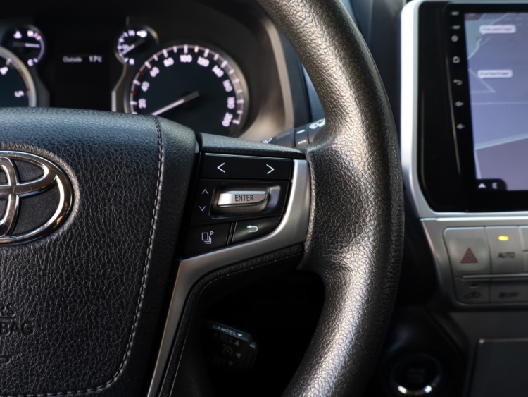 Toyota Land Cruiser 2.8 D-4D Co. Blind Van | Carplay | Lier | 204 PK