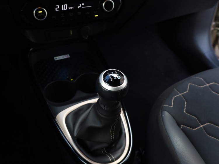Toyota Aygo X 1.0 VVT-i MT Envy | JBL Audio | Climate Control | NL-Auto