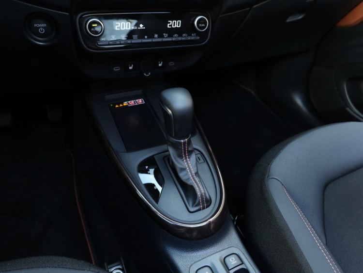 Toyota Aygo X Hybrid 115 envy | Lounge Pack | Vouwdak | JBL
