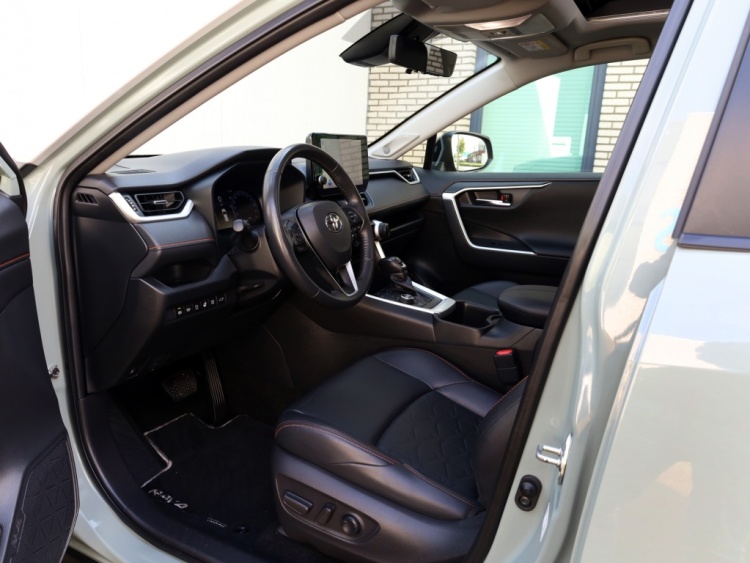 Toyota RAV4 2.5 Hybrid AWD Adventure | Panoramadak | 360 Camera | JBL Audio