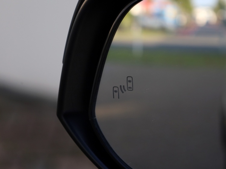 Toyota RAV4 2.5 2.5 Plug-in Hybrid Bi-Tone+ | Panoramadak | Stoelventilatie | JBL