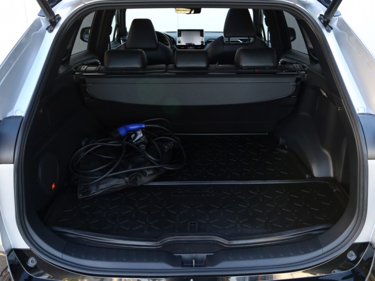 Toyota RAV4 2.5 2.5 Plug-in Hybrid Bi-Tone+ | Panoramadak | Stoelventilatie | JBL