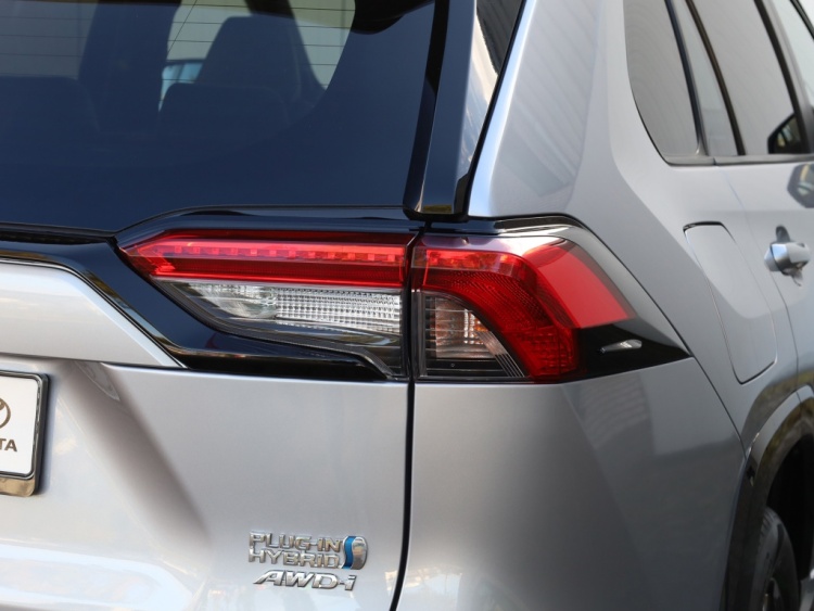 Toyota RAV4 2.5 2.5 Plug-in Hybrid Bi-Tone+ | Panoramadak | Stoelventilatie | JBL