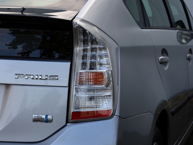 Toyota Prius 1.8 Executive | Solar Roof | Leder | Adaptive Cruise