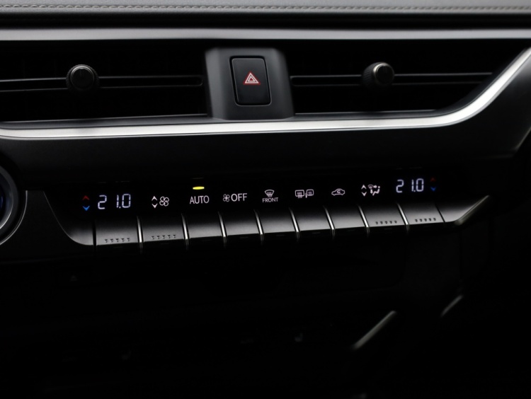 Lexus UX 250h Midnight Edition | Leder | Stoelverwarming | Dodehoek